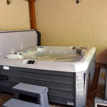 In - Balaton 50113 * שיופוק