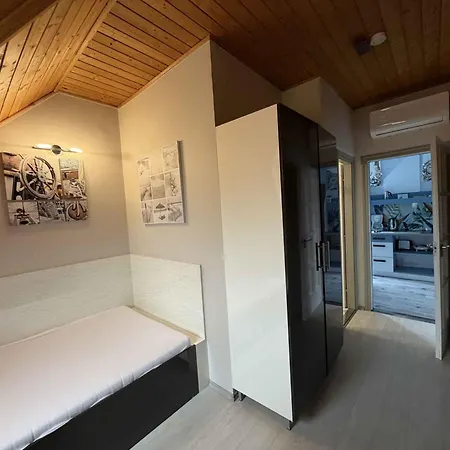 In - Balaton 50113 Apartman