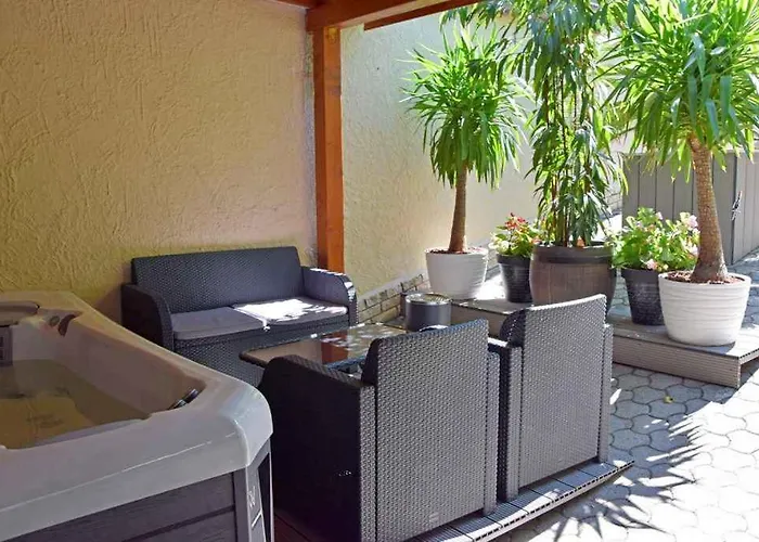 In - Balaton 50113 Apartman
