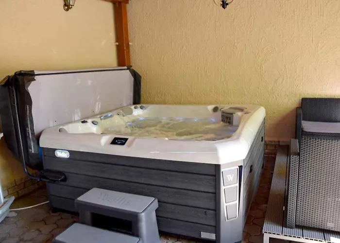 In - Balaton 50113 * Siófok