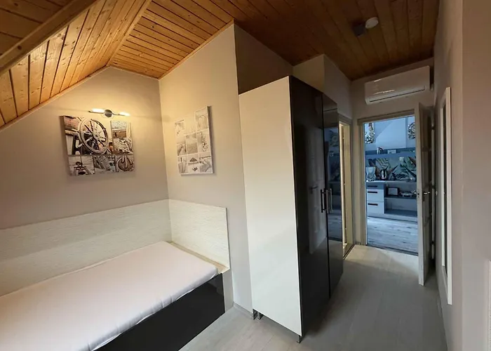 In - Balaton 50113 Apartman